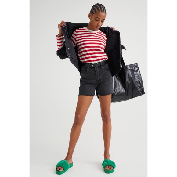 H&M High Waist Bermuda Cut Off Shorts US 4 - Picture 2 of 6